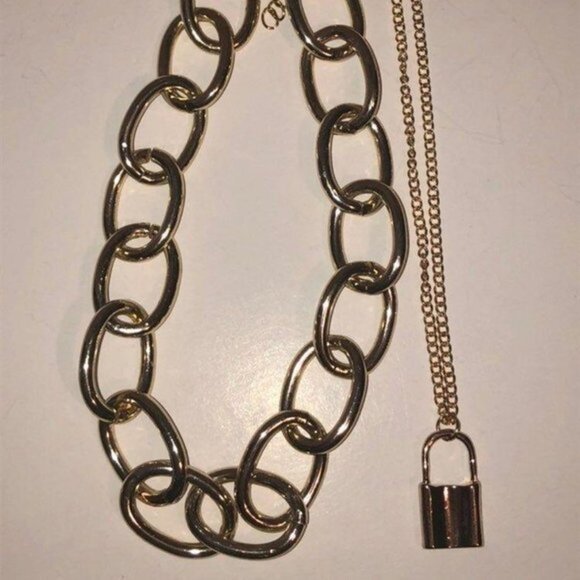 PadLock Layered Necklace Women’s Gold Tone Punk Jewelry - Picture 8 of 12